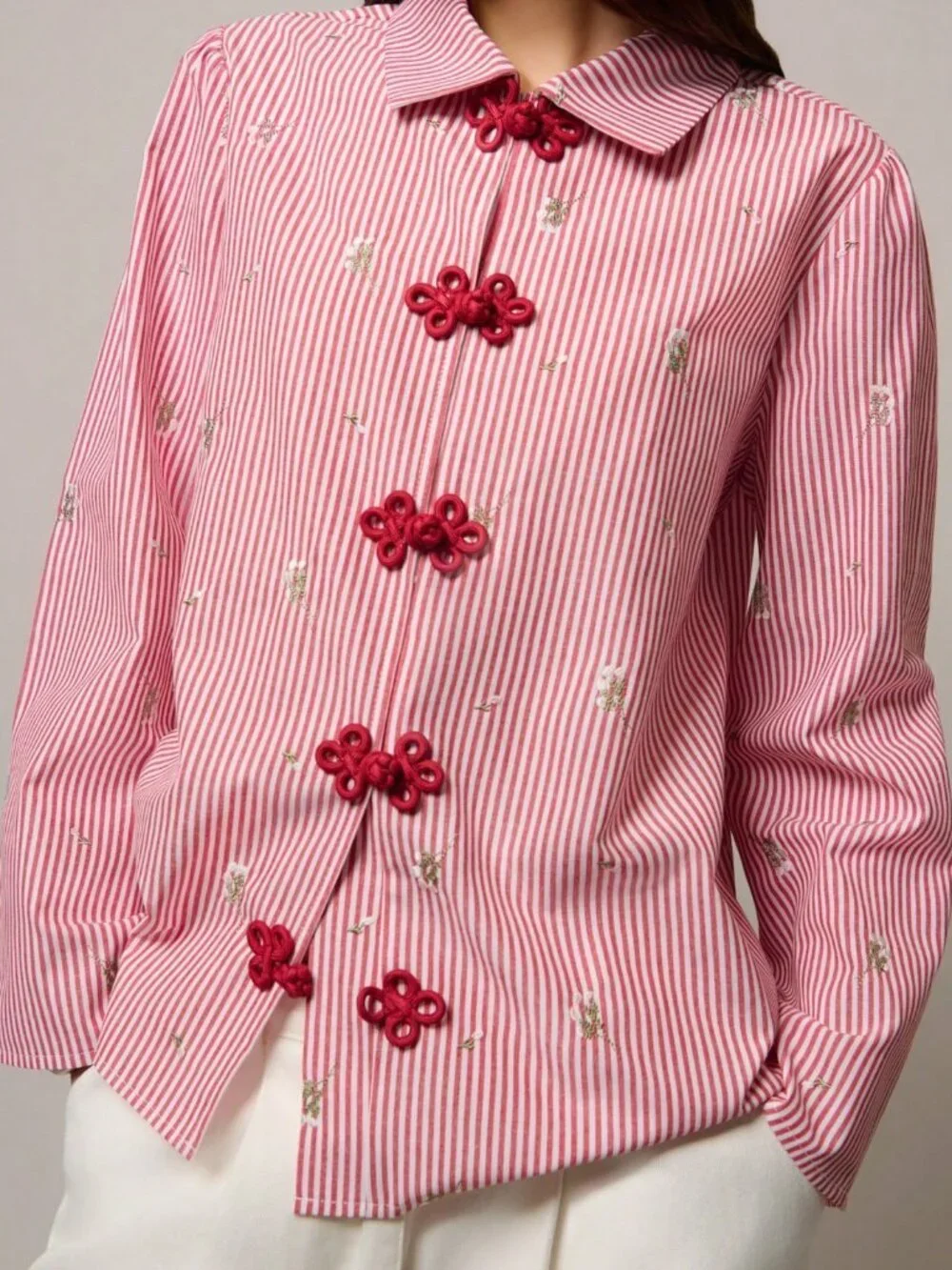 Red Casual Women's Loose Blouse with Front Buttons - Picture 4 of 6
